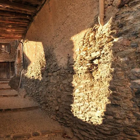 La Comella Casa rural Tirvia