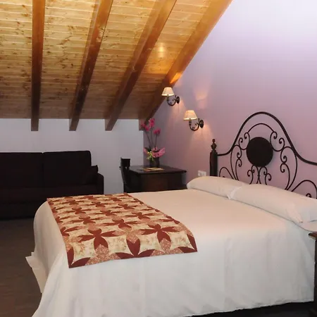 Casa rural La Comella Tirvia
