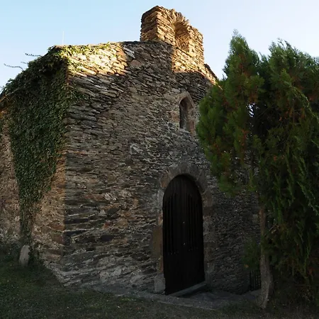 Casa rural La Comella Tirvia